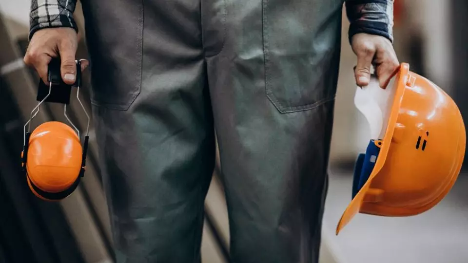 В Госдуме расширят основания для выдворения мигрантов до 43 статей КоАП