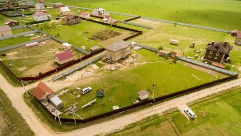 Чтобы улучшить демографию, нужно раздавать людям землю