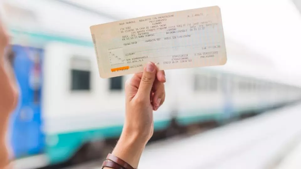 На мошенничестве с ЖД-билетами свердловчанки заработали почти 5 млн рублей