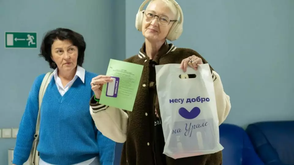 Серебряные волонтёры присоединяются к Международному фестивалю молодёжи-2026