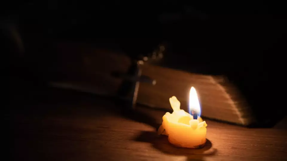 Радоница-2026: как правильно помянуть усопших и что нельзя делать в этот день