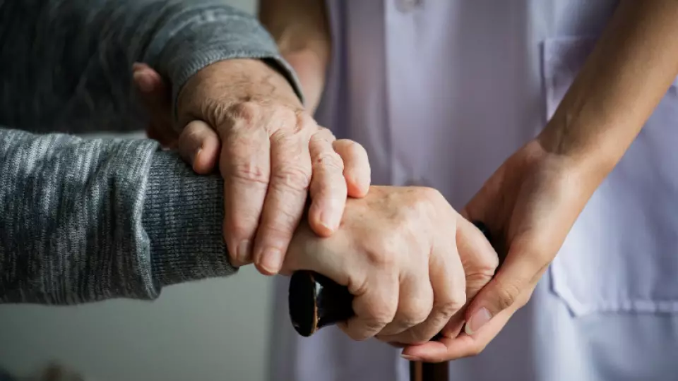 Кто имеет право на бесплатную сиделку в 2026 году