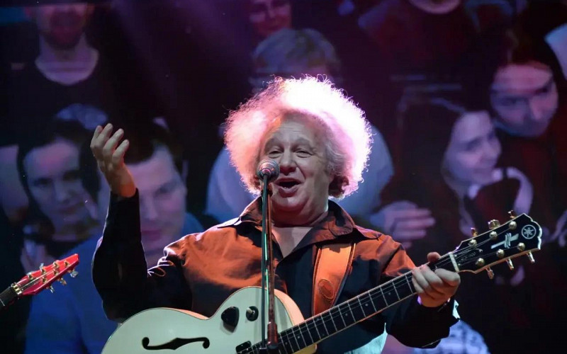 Денис Паслер выразил соболезнования в связи со смертью Евгения Горенбурга