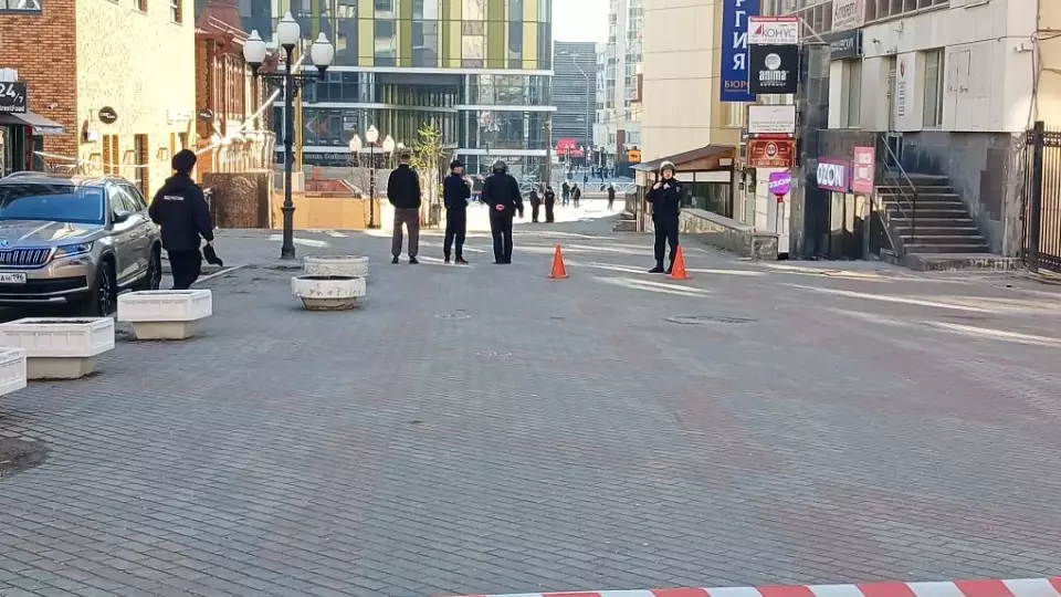 Беспилотник повредил ЖК в центре Екатеринбурга