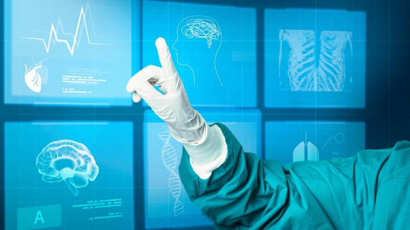 Голосовой помощник на базе ИИ тестируют в свердловских больницах