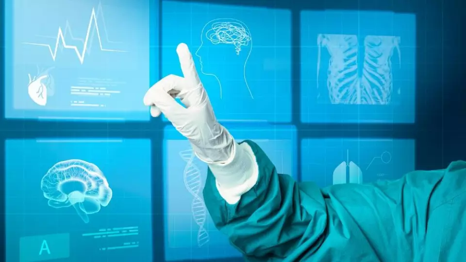 Голосовой помощник на базе ИИ тестируют в свердловских больницах