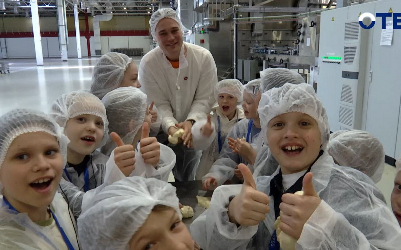 «Верный отличник»: школьники узнали секреты выпечки хлеба и замесили путь к успеху