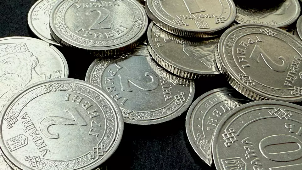 Памятную серебряную монету номиналом 3 рубля выпускает Банк России