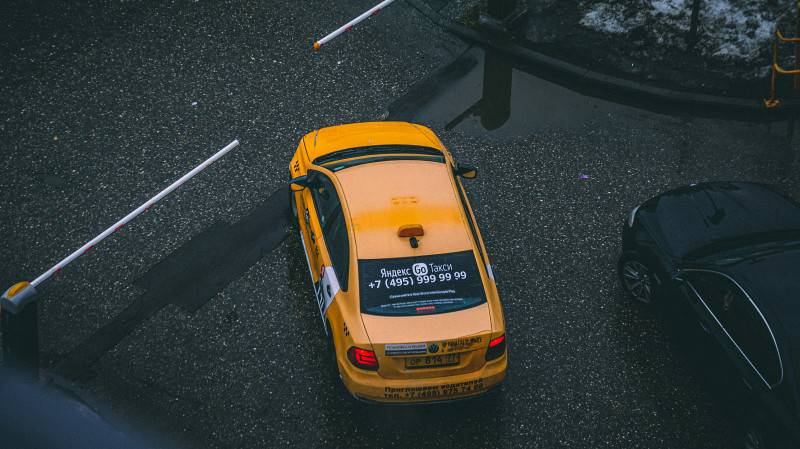 Массовый сбой «Яндекс Go» и Uber в России
