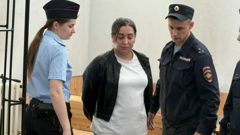 За сбыт конфет с начинкой из наркотиков свердловчанка получила 14,5 лет колонии