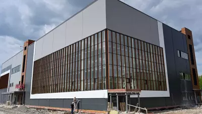 Спорткомплекс на улице Фрунзе в Нижнем Тагиле откроют в сентябре