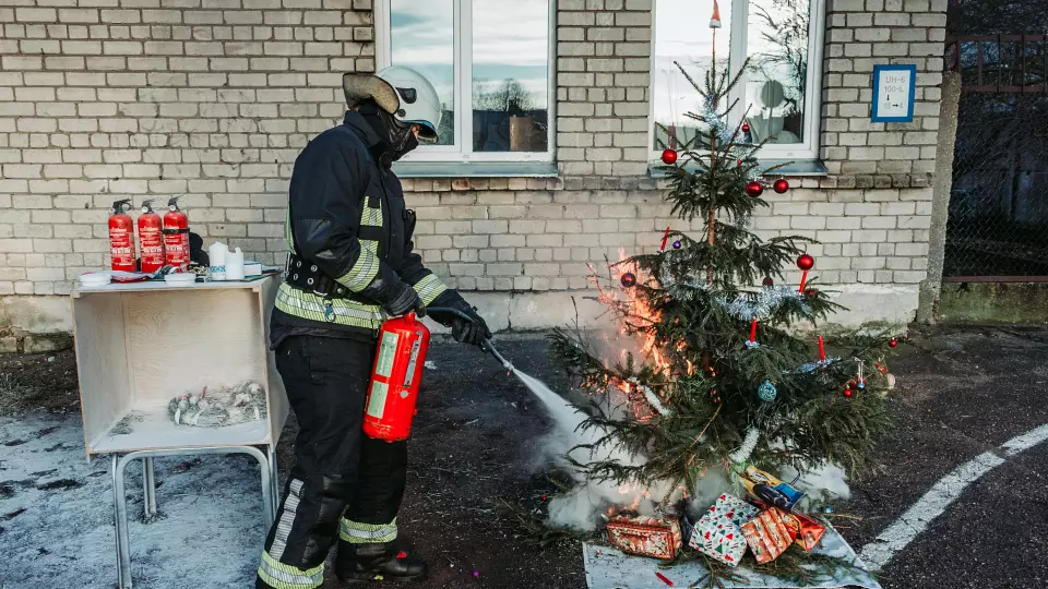 С начала майских праздников в Свердловской области выявили 19 нарушителей особого противопожарного режима