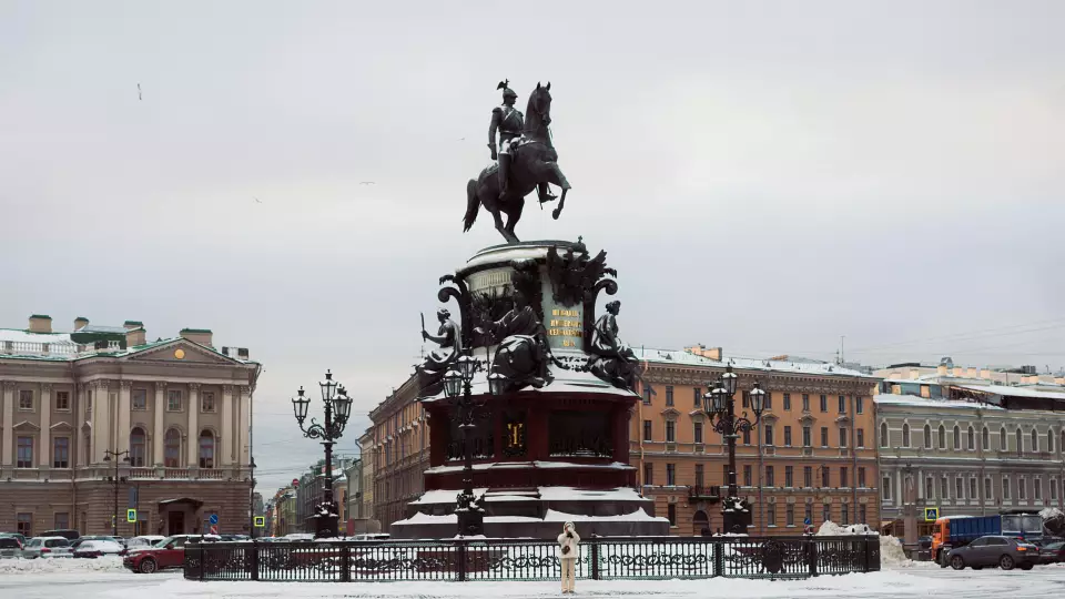Космический ледовый городок появится на центральной площади Каменска-Уральского