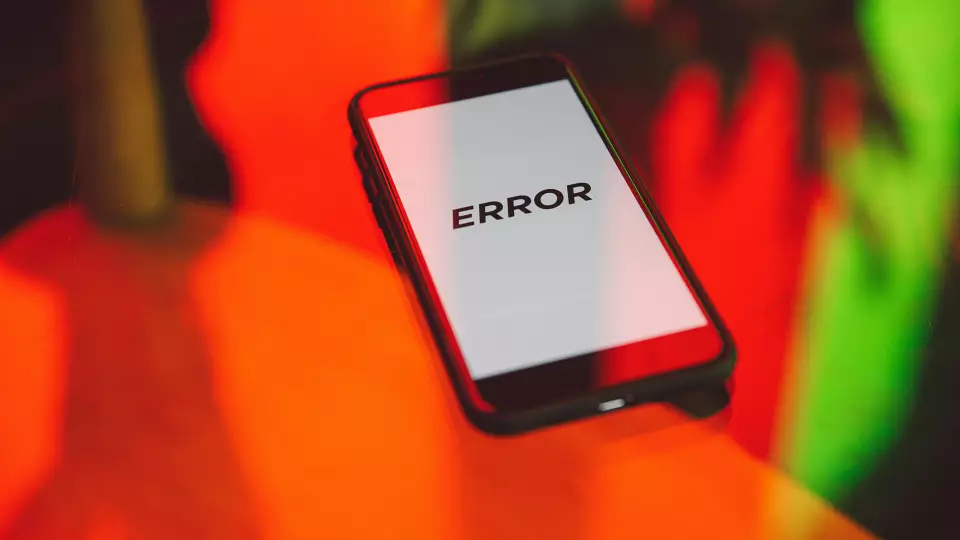 Миллионы пользователей остались без Facebook, Instagram и WhatsApp