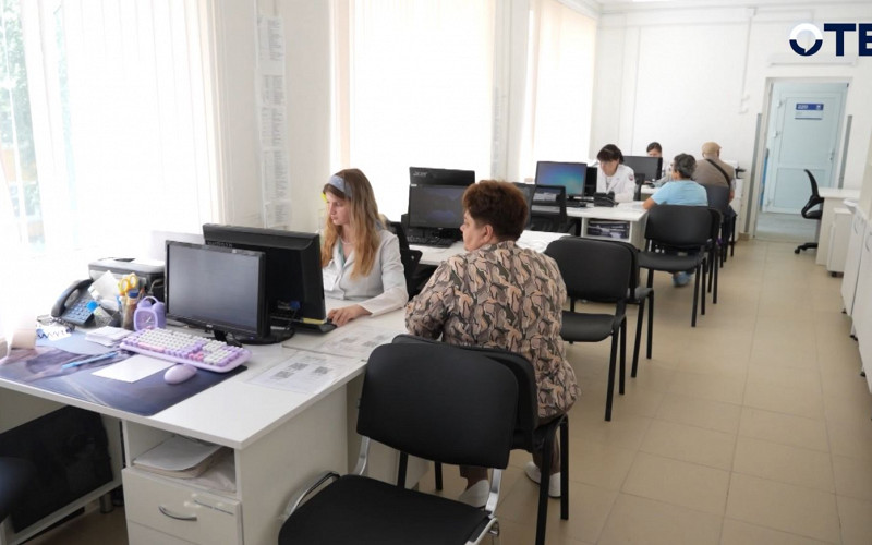 В Екатеринбурге терапевты стали работать без медсестёр – очереди сократились