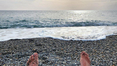 Почему одни не могут жить без моря, а другие равнодушны к нему: психологи о феномене «морской зависимости»