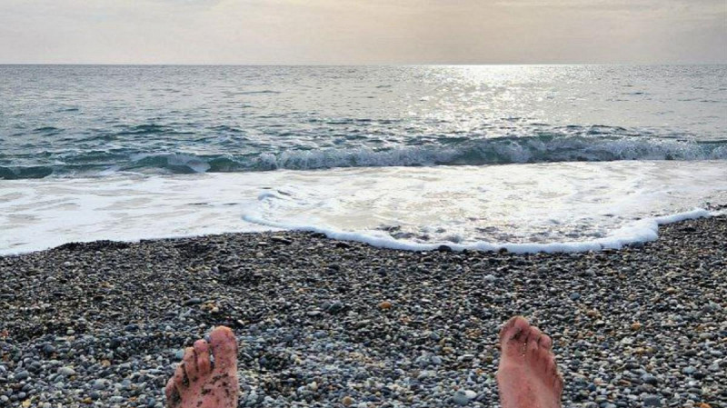 Почему одни не могут жить без моря, а другие равнодушны к нему: психологи о феномене «морской зависимости»