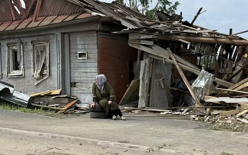 Смерч не щадит города: физик опроверг миф о защите высотками