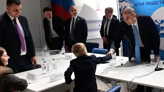 «Просьбу не оставим без внимания»: 7-летний Максим добился ремонта детской площадки в Среднеуральске