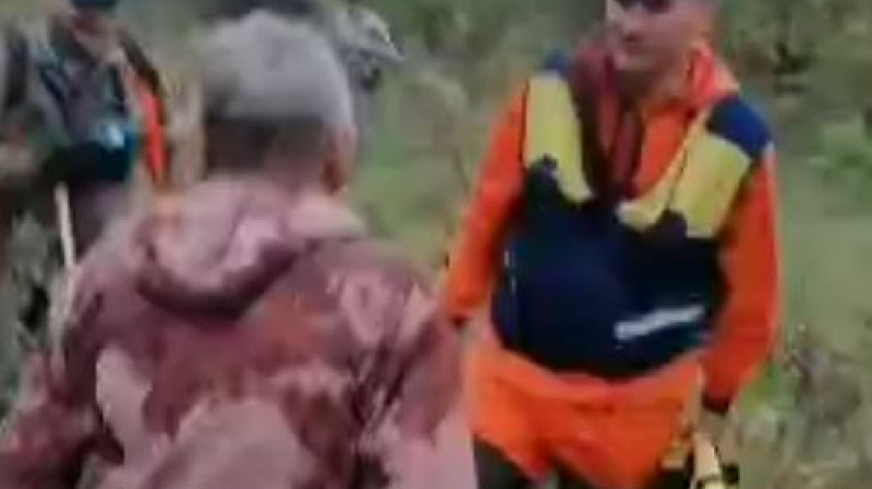 «Семёныч?! Ты?!»: потерявшегося грибника нашли в тайге