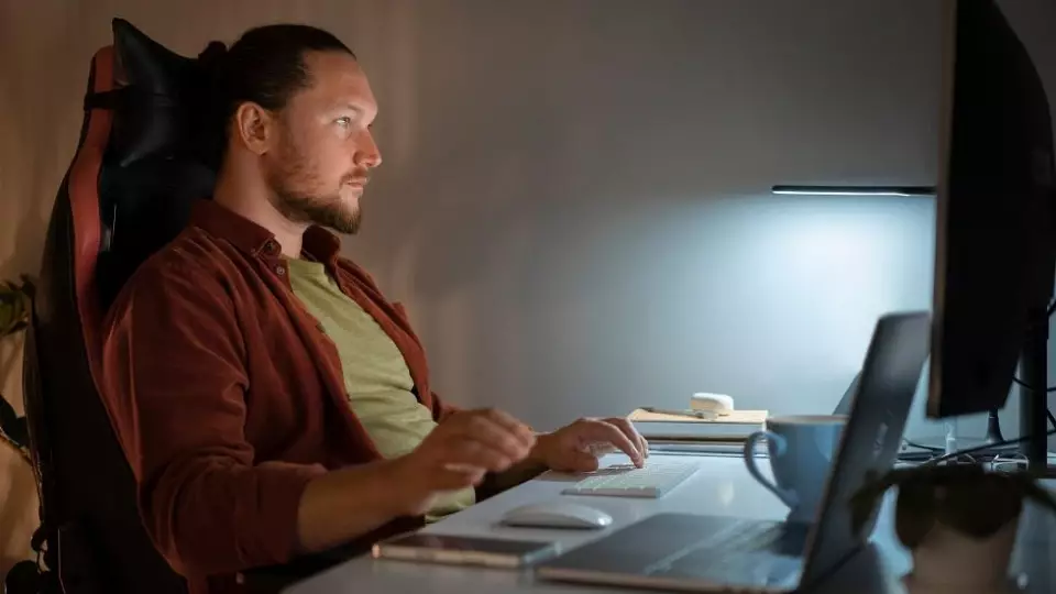 VK WorkSpace внедрит ИИ, который разберётся в переписках сотрудников