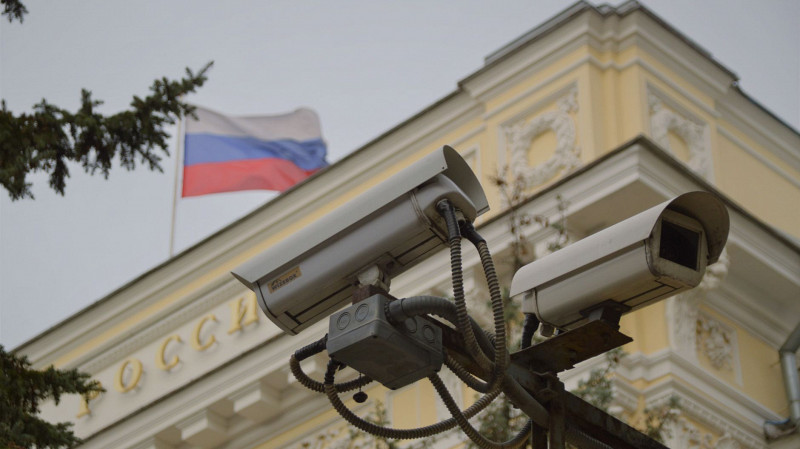 Мэр Екатеринбурга поручил проверить службы безопасности в школах города
