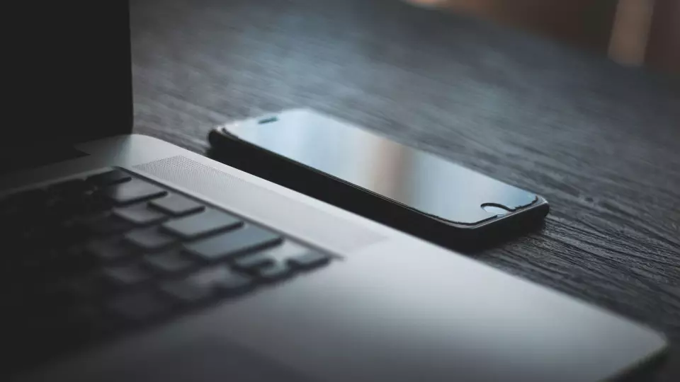 В Туринске задержан мошенник, кравший деньги через вирусы на Android
