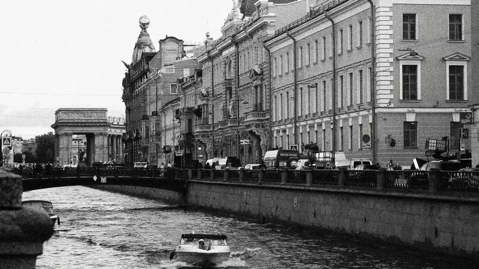 Спасатели Тазовского района нашли пропавших на лодке ямальцев
