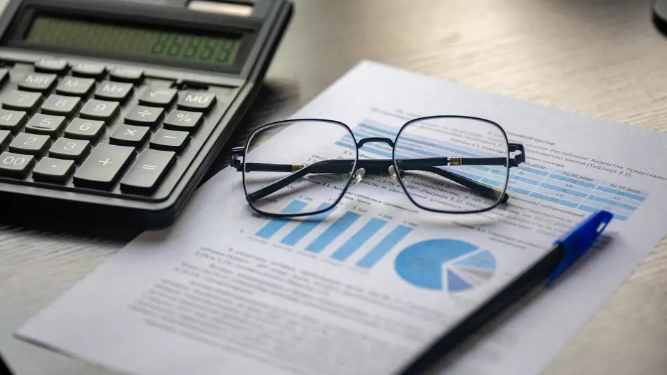 59% свердловчан готовы работать на пенсии за деньги и соцпакет