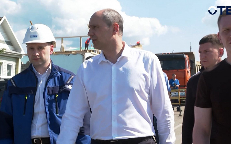Губернатор Денис Паслер празднует день рождения
