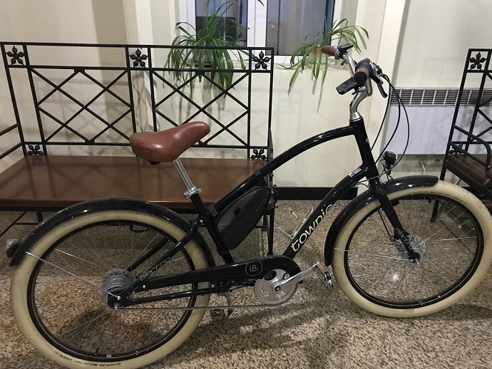 Евгений Куйвашев выставил свой велосипед на благотворительный аукцион
