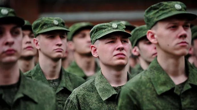   Минобороны РФ: во время частичной мобилизации военнобязанным гражданам НЕ требуется разрешение на отъезд за границу
