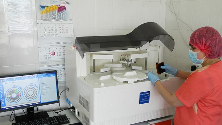 В Алапаевске обновили оборудование для биохимического анализа крови