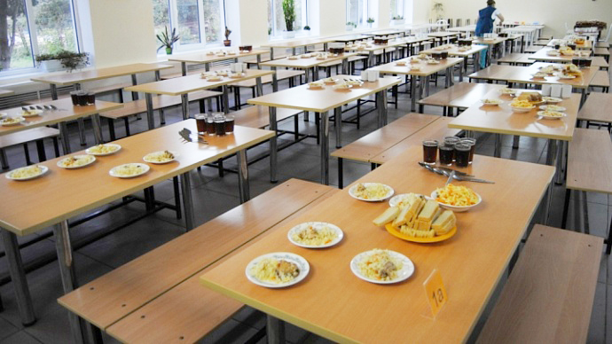 В екатеринбургской школе № 29 нашли нарушения на кухне