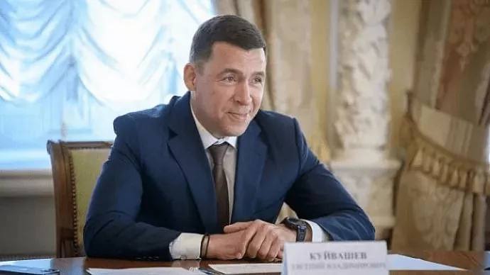 Евгений Куйвашев принял решение о сохранении моратория на уплату взносов за капремонт для жителей новостроек