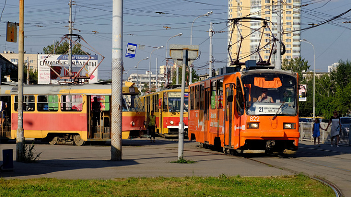 Восемь трамвайных маршрутов в Екатеринбурге изменятся из-за ремонта на Ленина