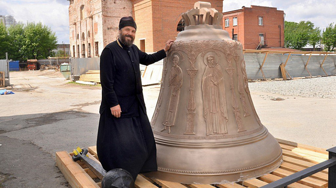 У Успенского собора на ВИЗе появится шеститонный колокол