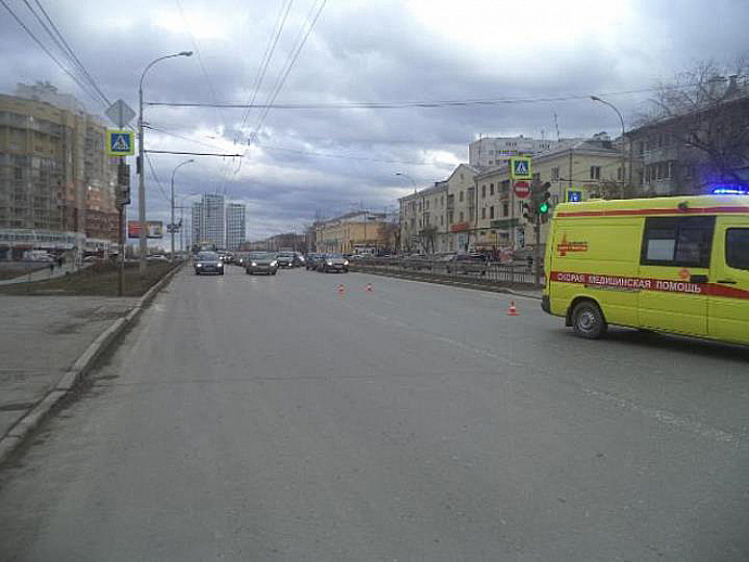 В Екатеринбурге найден водитель, сбивший школьника на перекрестке