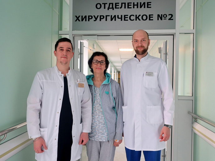 Уральские врачи избавили свердловчанку от трёхкилограммовой опухоли 